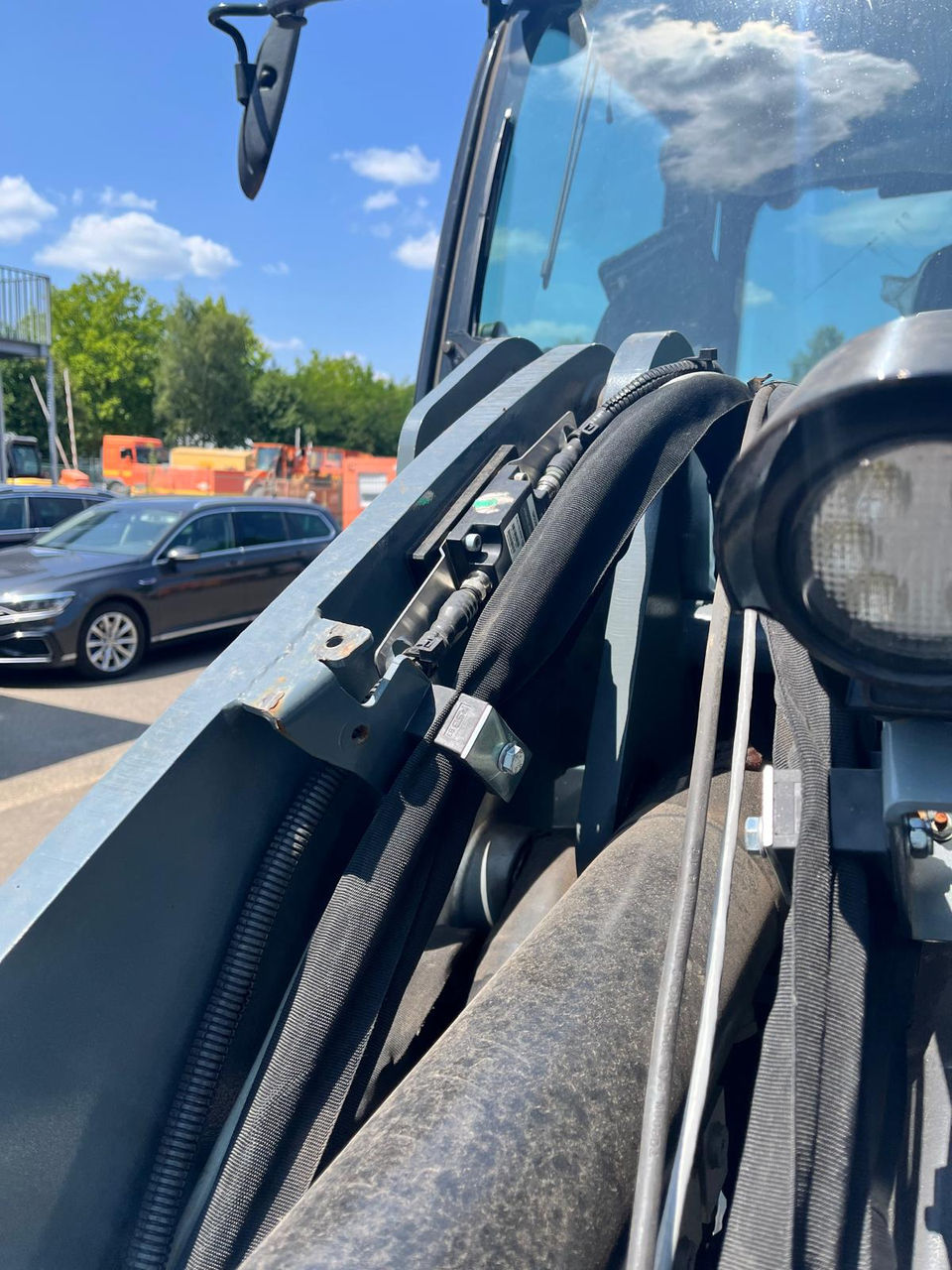 Boom sensor installation